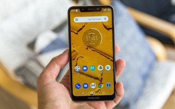 Motorola One Power starts receiving Android 10