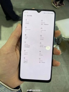 Photos of the Oppo Reno3 5G in the wild
