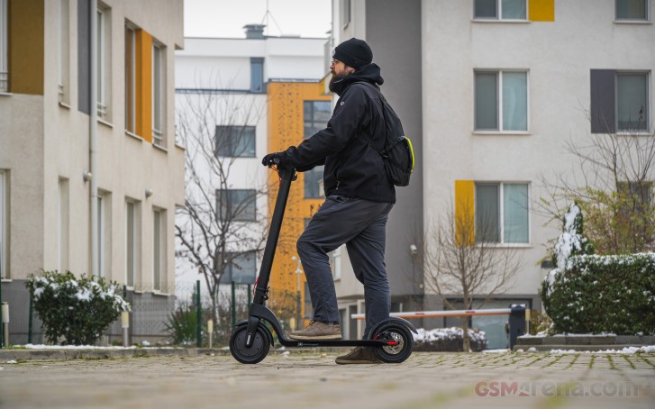 Xiaomi Mi Electric Scooter Essential Scooter Review