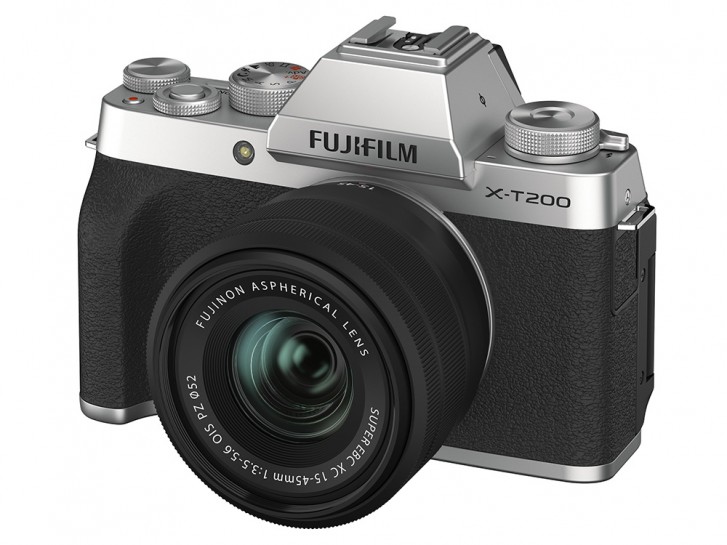 Fujifilm announces $700 X-T200 mirrorless camera