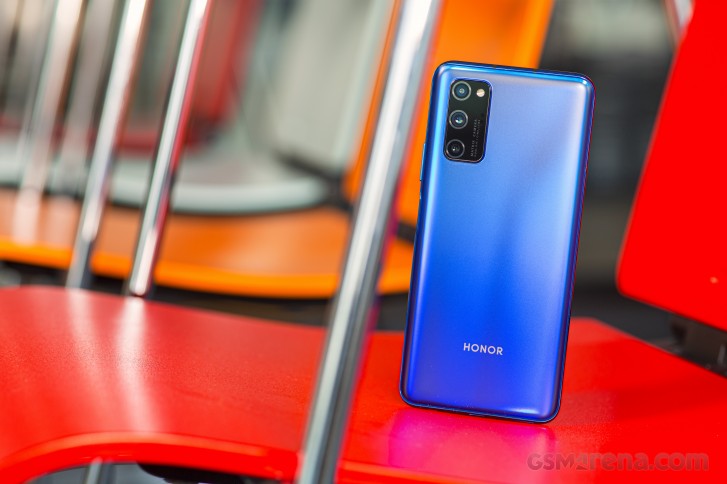 Honor V30 Pro in for review