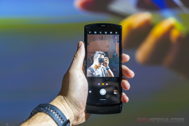 Motorola Razr delivery pushed back once again - this time for February 18