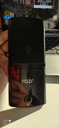 Motorola Razr retail box