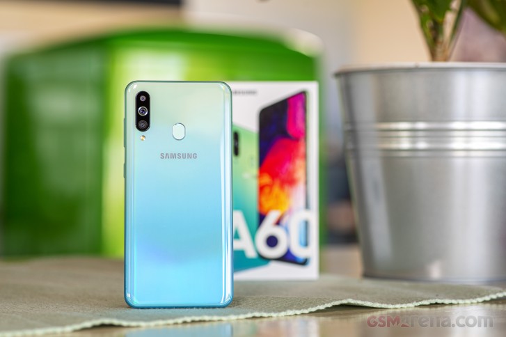Samsung Galaxy A60 and M40 spotted running Android 10 a little bit ahead of schedule