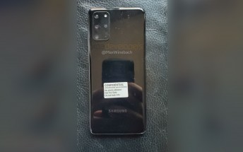 Samsung Galaxy S20+ leaks in live images