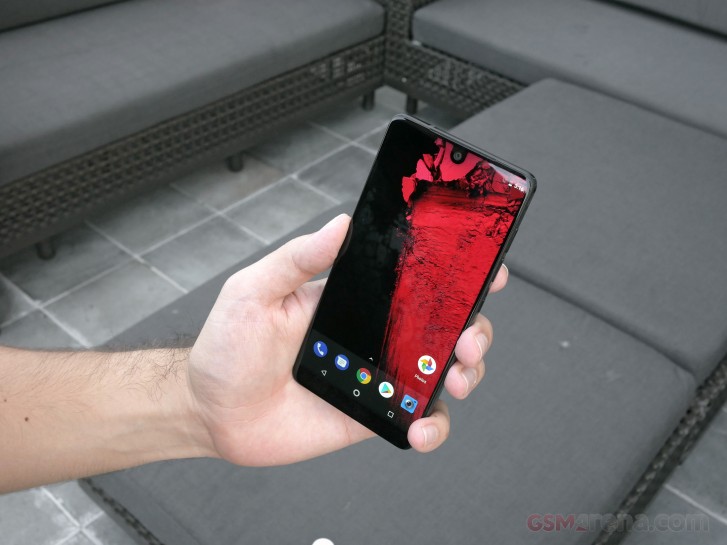 Essential is dead, no more updates for the PH-1