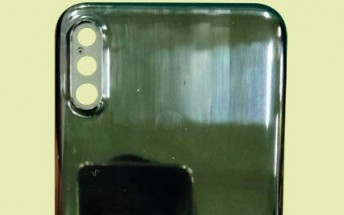 Samsung Galaxy A11 back panel leaks, triple camera revealed