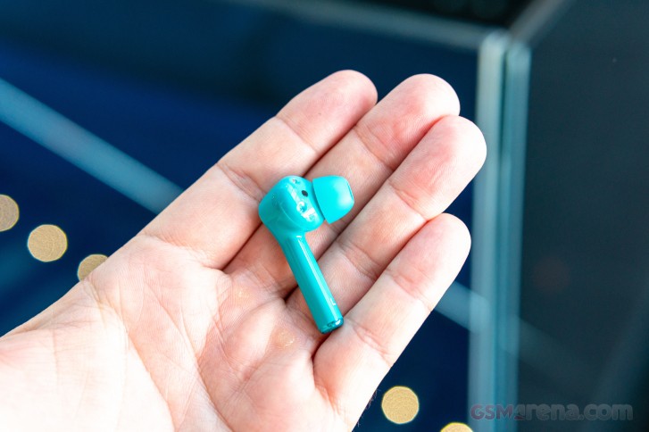 أعلن Honor Magic Earbuds مع Hybrid Noise Cancelling أثناء المكالمات