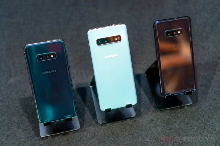 Samsung brings discounts to Galaxy S10 series in India