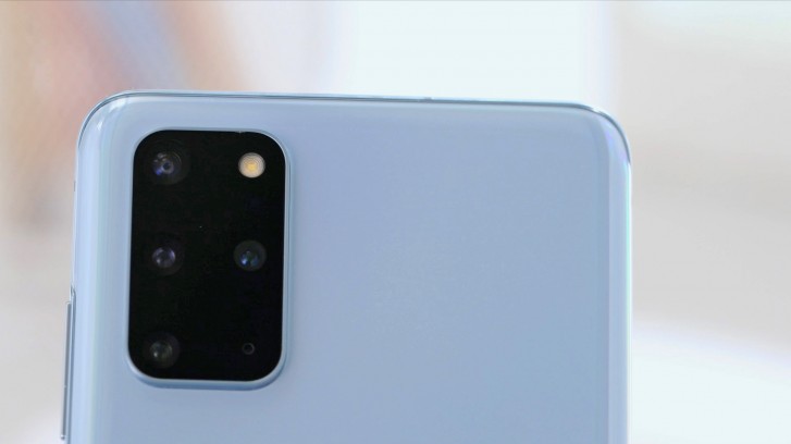 s20 plus rear camera