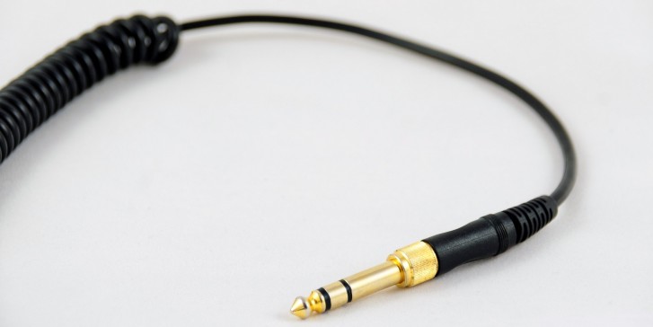 Flashback: the headphone jack has been around for over 100 years, still has a place on phones