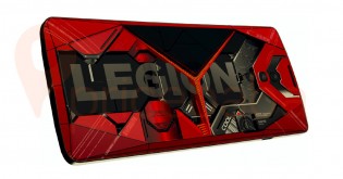 Lenovo Legion باللون الأحمر