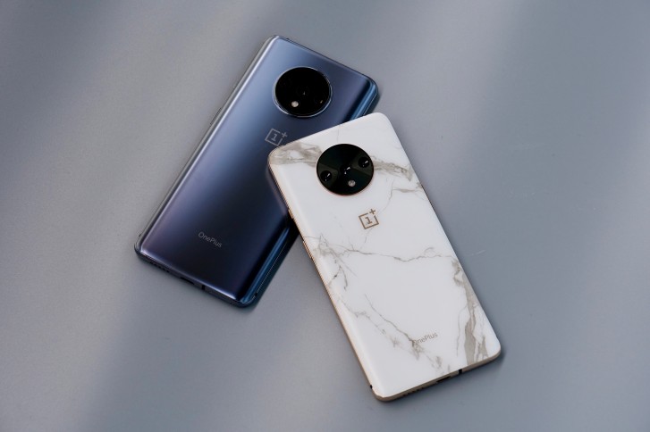 تحقق من هذه الصور لـ OnePlus 6 و 7T غير المنشورة التي شاركها الرئيس التنفيذي للشركة