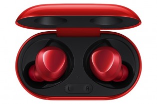 Samsung Galaxy Buds + باللونين الوردي والأحمر