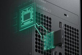 Xbox Series X removable storage