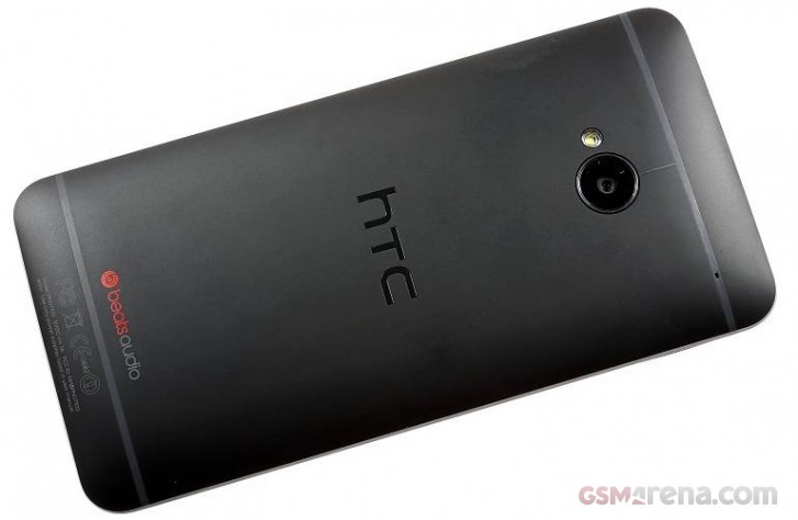 الفلاش باك: كان HTC One متمردًا بكاميرا فريدة ومكبرات صوت رائعة