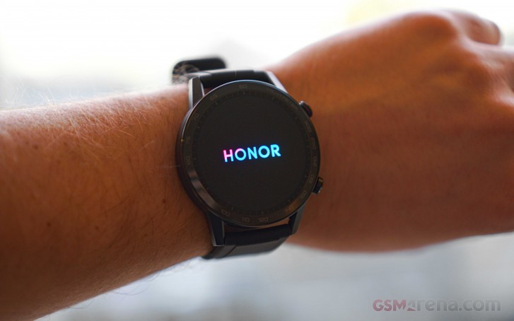 يحتفل Honor بإنهاء أكبر مهرجان للتسوق عبر الإنترنت على الإطلاق ، ويطلق Honor 20E