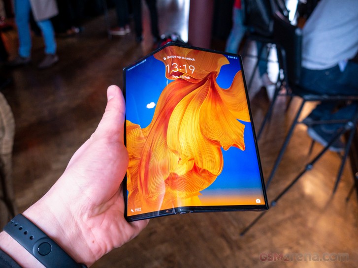 Huawei says it’s lost over $60 million on the Mate Xs foldable phone