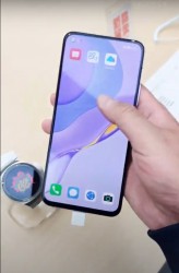 Huawei nova 7 5G: flat OLED screen, single selfie cam