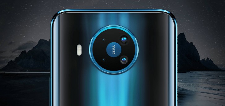 يحتوي هاتف Nokia 8.3 أيضًا على كاميرا رباعية في تكوين العمق الواسع + الفائق العرض + الماكرو +