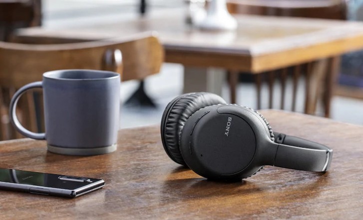Sony launches WF-XB700 earbuds and WH-CH710N noise canceling headphones