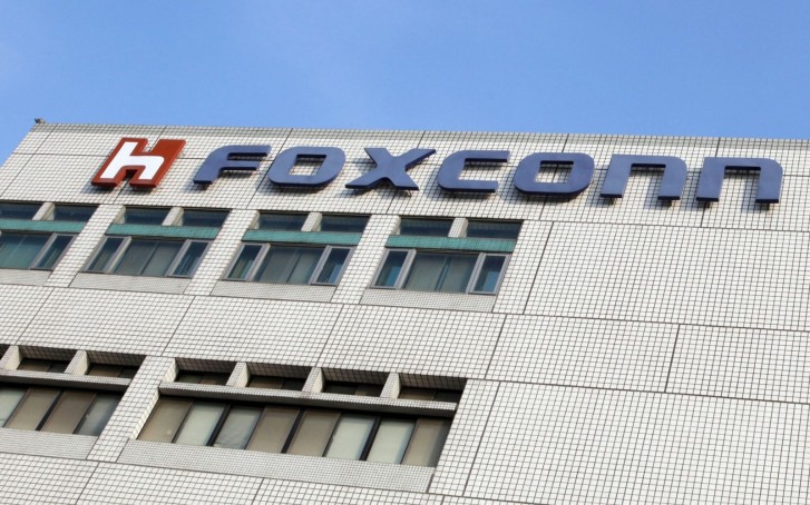 Foxconn reports lowest quarterly profit in 20 years, predicts it will stabilize in Q2