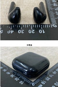 HTC U Ear true wireless headphones (photos by the FCC)