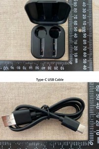 HTC U Ear true wireless headphones (photos by the FCC)