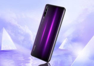 Huawei Y9s in Phantom Purple