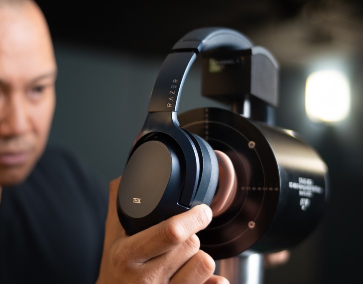 Razer announces Opus, a THX-certified pair of nice-looking, noise-cancelling headphones 