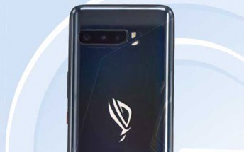 Asus ROG 3 specs and photos appear in TENAA, AnTuTu run reveals overclocked Snapdragon 865 