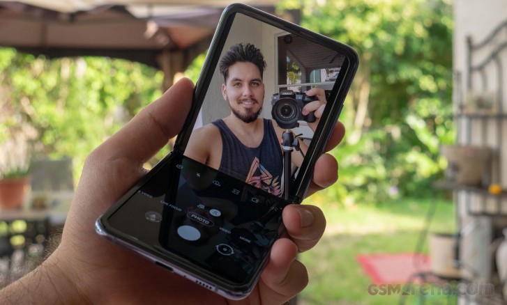 DxOMark not impressed with the Samsung Galaxy Z Flip’s selfie camera