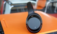 Sony WH-1000XM4 headphones appear in Walmart listing