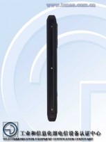 Gionee phone with 10,000 mAh battery (photos by TENAA)