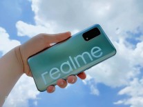 Realme V5 live shots