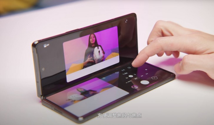Samsung Galaxy Z Fold2 stars in its first review video