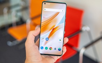 OnePlus 8 and 8 Pro get some bug fixes and August security patch