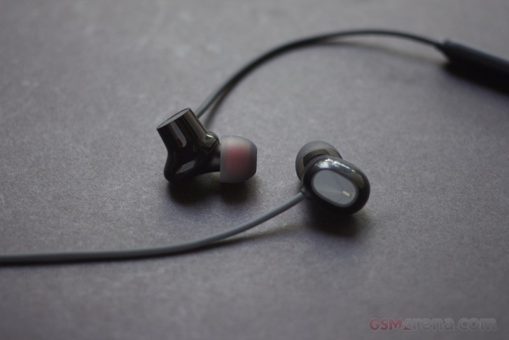 OnePlus Bullets Wireless Z vs Oppo Enco M31