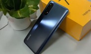 Realme 7 also spotted in live unboxing shots, complete with basic specs