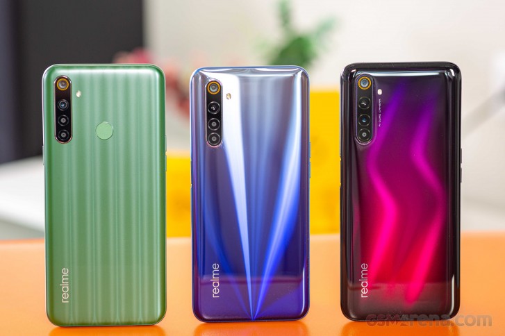 The rainbow of colors in the Realme 6 family