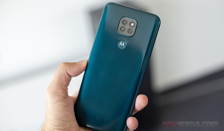 Motorola Moto G9 Play in for review