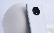 OnePlus launches a white edition of the 7T in China