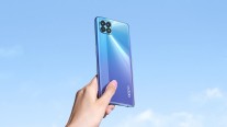 Oppo Reno4 SE in blue, white and black