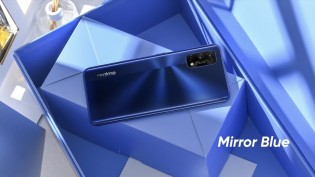 Realme 7 Pro in Mirror Blue color