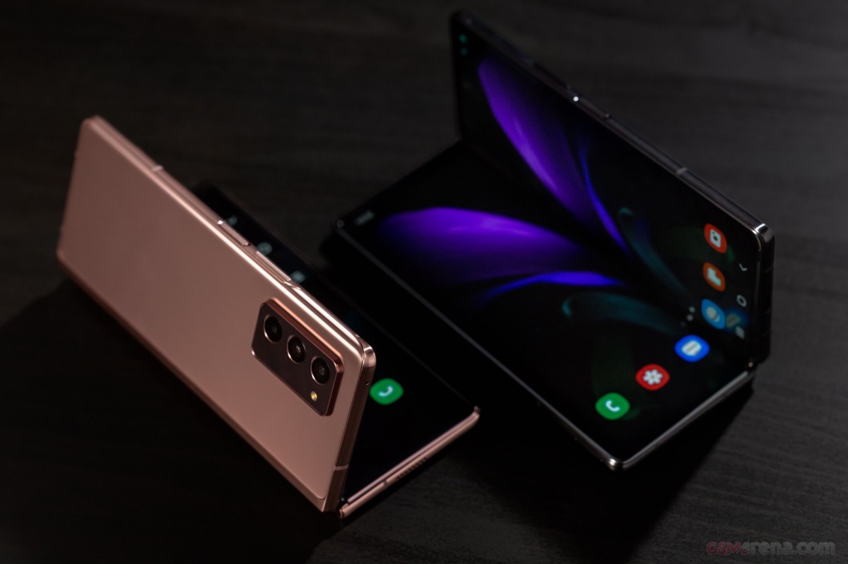 Samsung Galaxy Z Fold 4 May Get a 'Super UTG' Display and an Inbuilt S Pen:  Report