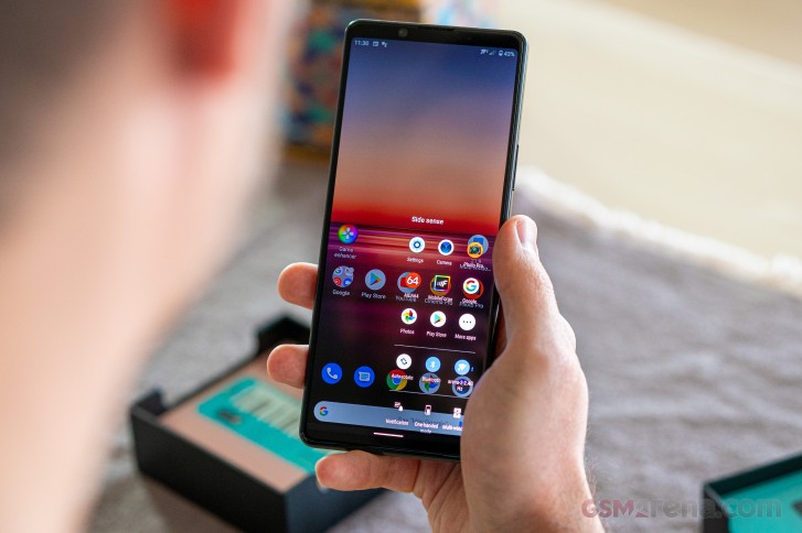 buitenste zakdoek Voorzichtigheid Sony Xperia 1 II and Xperia 5 II will get Android 13, rumor says -  GSMArena.com news