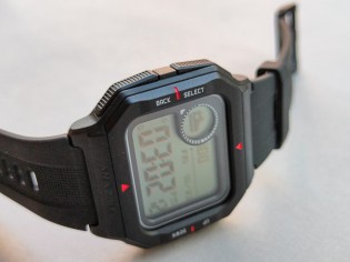 Select and Back buttons on the Amazfit Neo