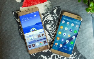 Huawei Mate 9 Pro next to a Galaxy S7 edge