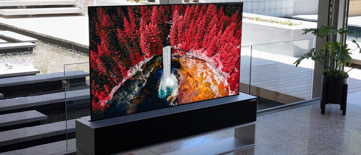 65&quot; rollable TV LG Signature OLED R is now available for $87,000 -  GSMArena.com news