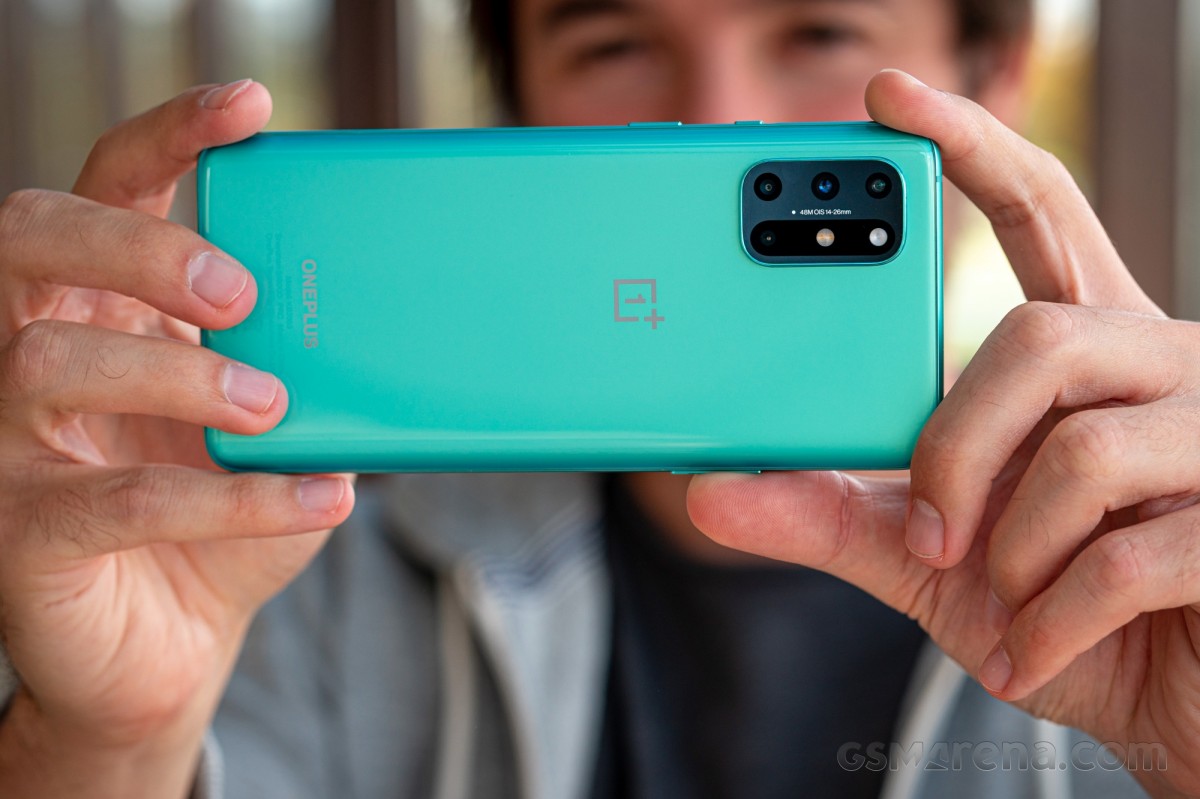 OnePlus 8T updated to OxygenOS 11.0.2.3 with small changes